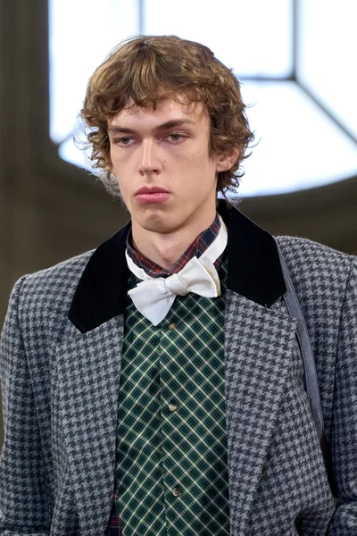 Look 89